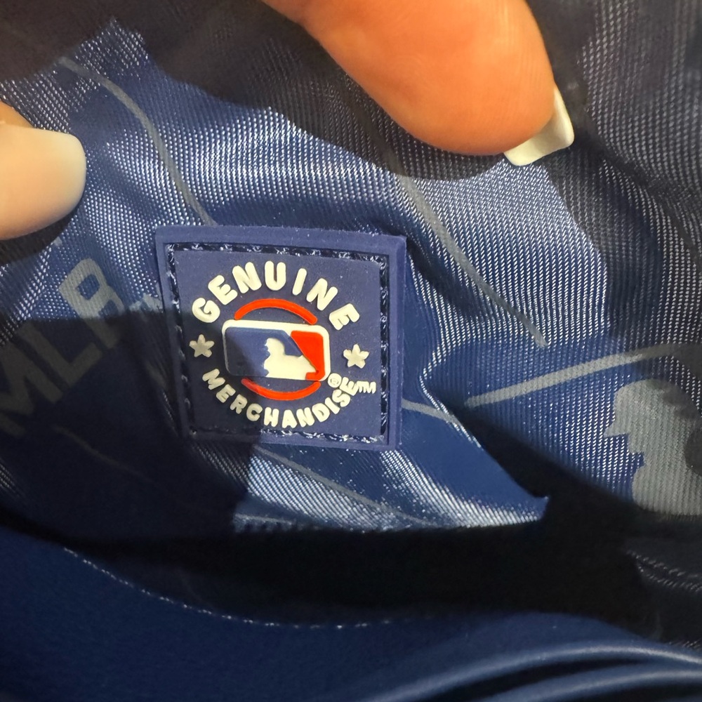 Texas Rangers Blue and Red Crossbody Bag NWT - Picture 5 of 8